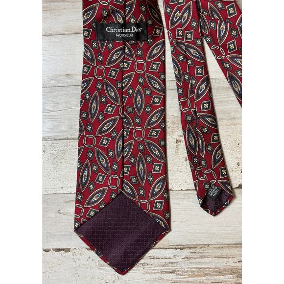 Christian Dior Dark Red and Navy Modern Looking 100% Silk Tie EUC - Picture 3 of 3